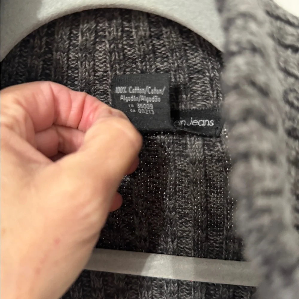 Calvin Klein Jeans ribbed texture
